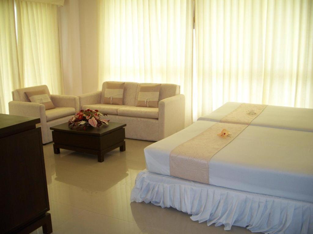 Kasem Garden Hotel Surin Ban Nong Tao Eksteriør bilde