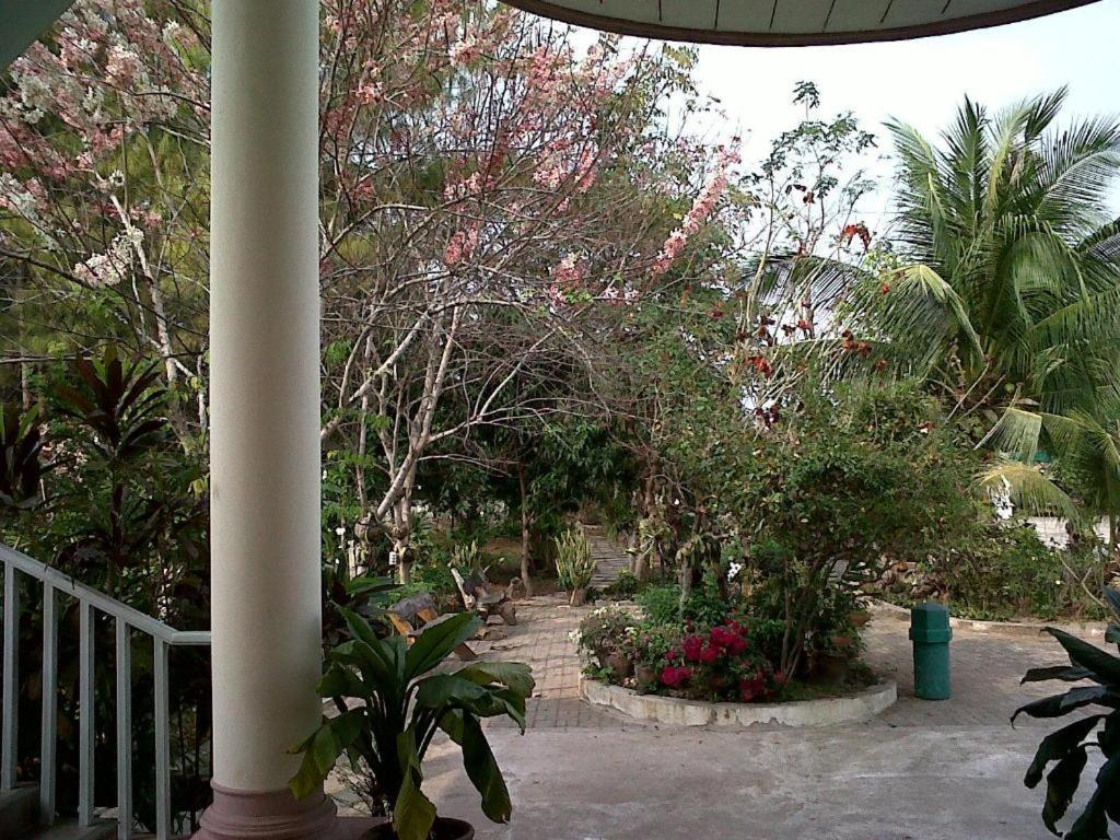 Kasem Garden Hotel Surin Ban Nong Tao Eksteriør bilde