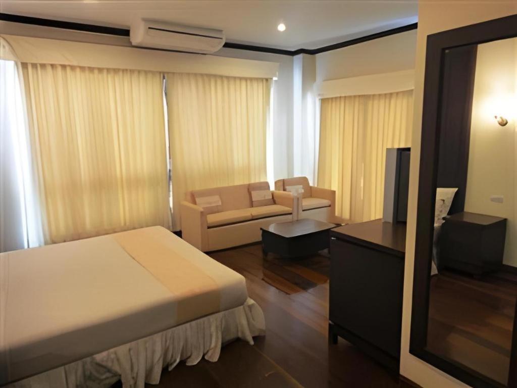 Kasem Garden Hotel Surin Ban Nong Tao Eksteriør bilde