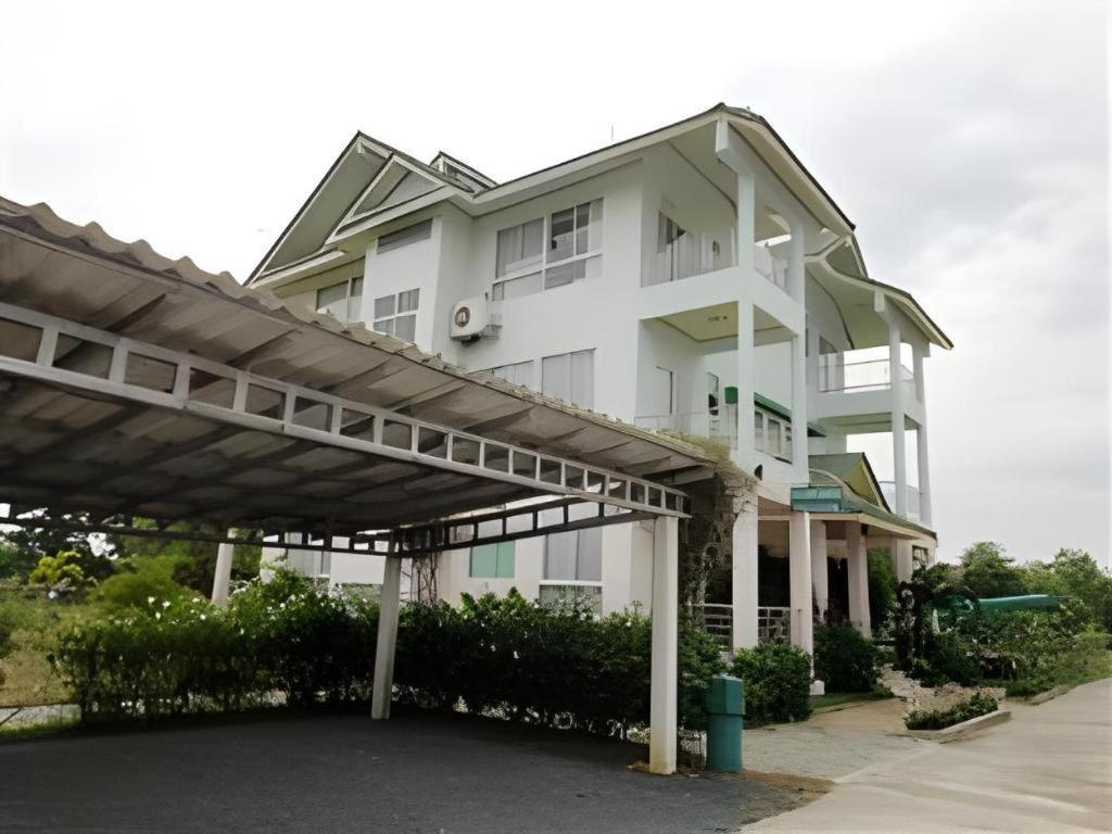Kasem Garden Hotel Surin Ban Nong Tao Eksteriør bilde